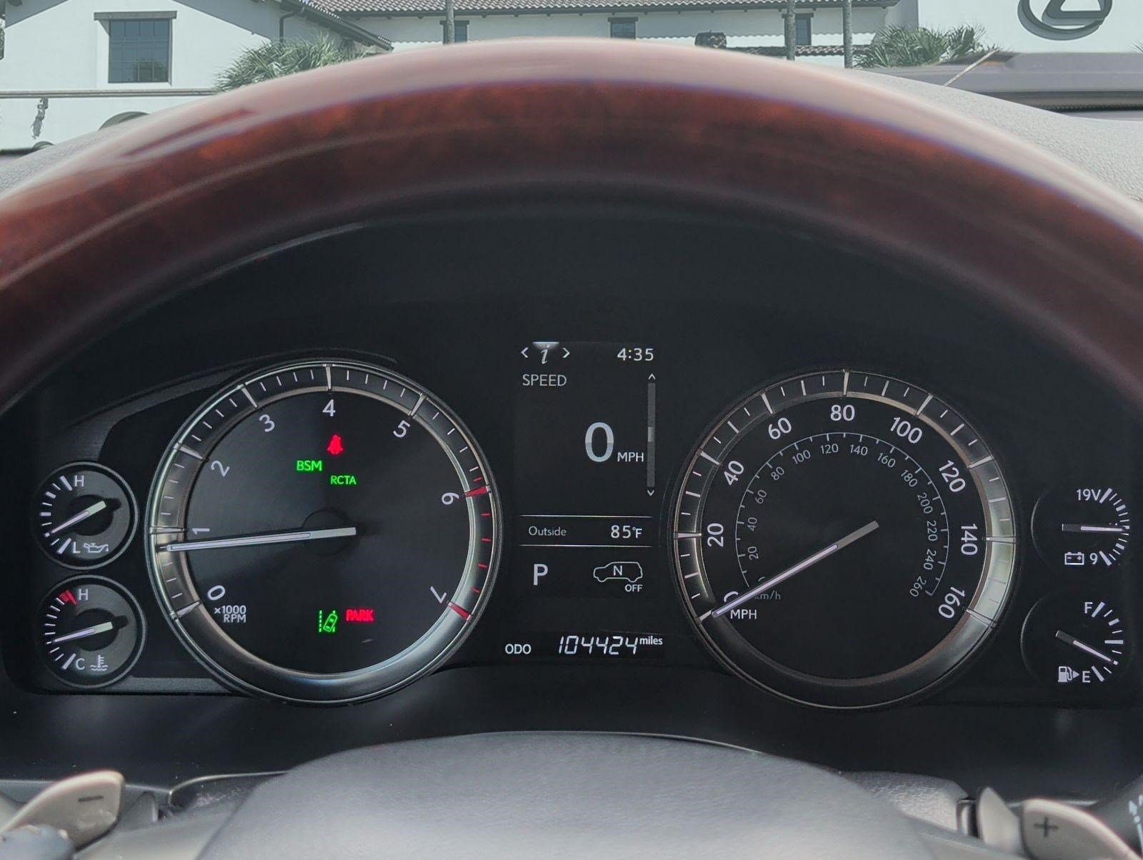 Used 2019 Lexus LX 570 4WD w/ Luxury Package image 16