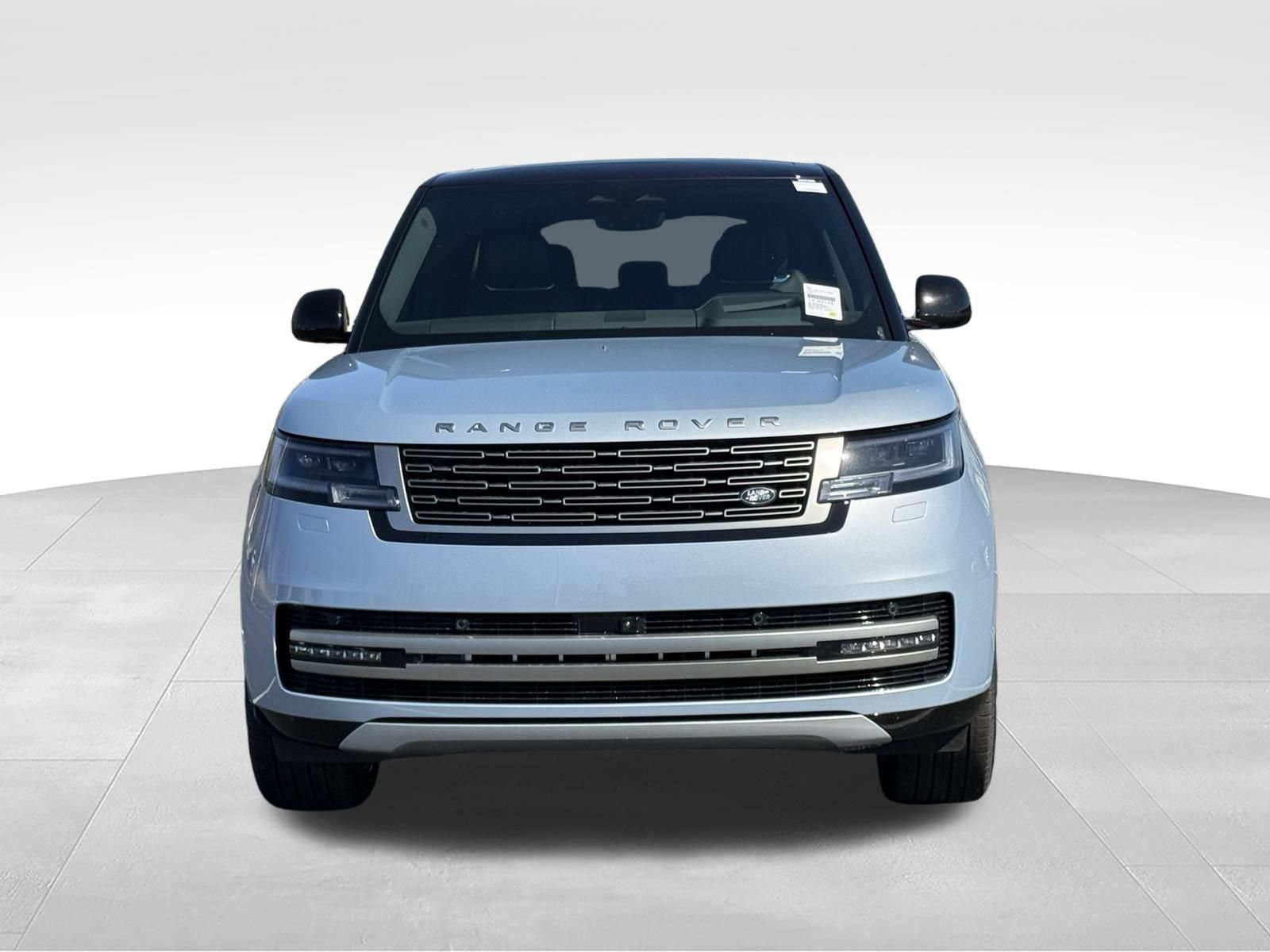 New 2026 Land Rover Range Rover Long Wheelbase SE AWD/4WD image 9