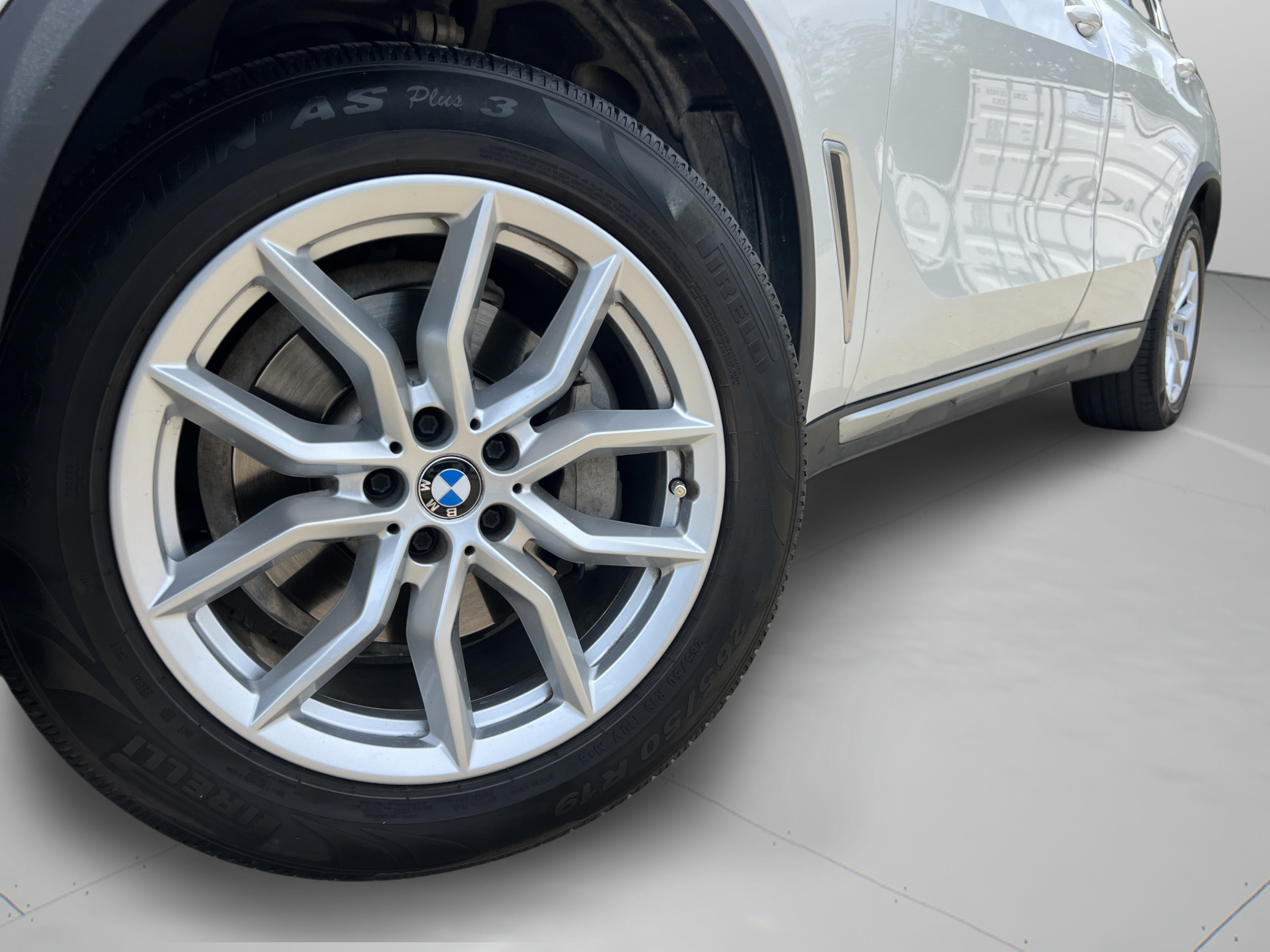 Used 2019 BMW X5 xDrive40i AWD/4WD image 34