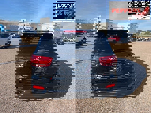 Used 2019 Kia Sorento LX w/ LX Convenience Package image 5