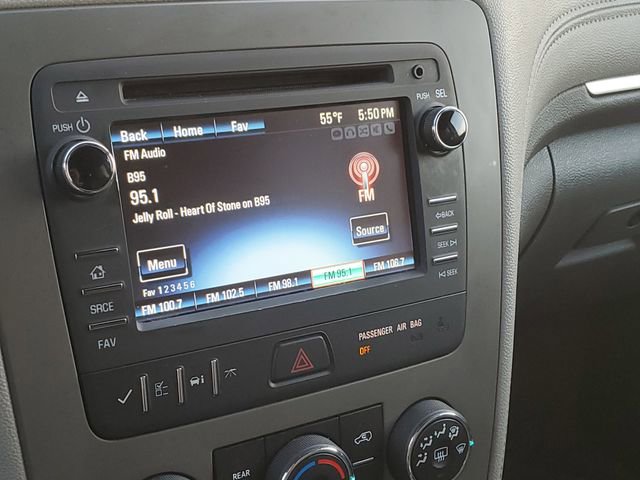 Used 2014 Chevrolet Traverse LS image 19