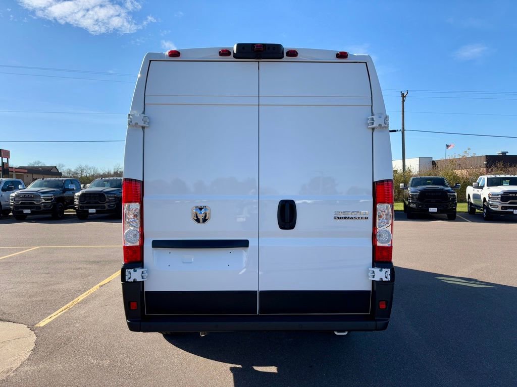 New 2026 RAM ProMaster 3500 FWD image 5