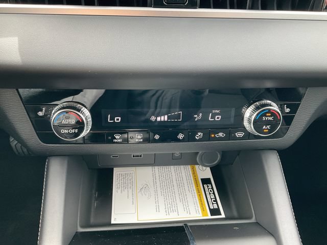 New 2026 Nissan Rogue SL AWD/4WD image 17