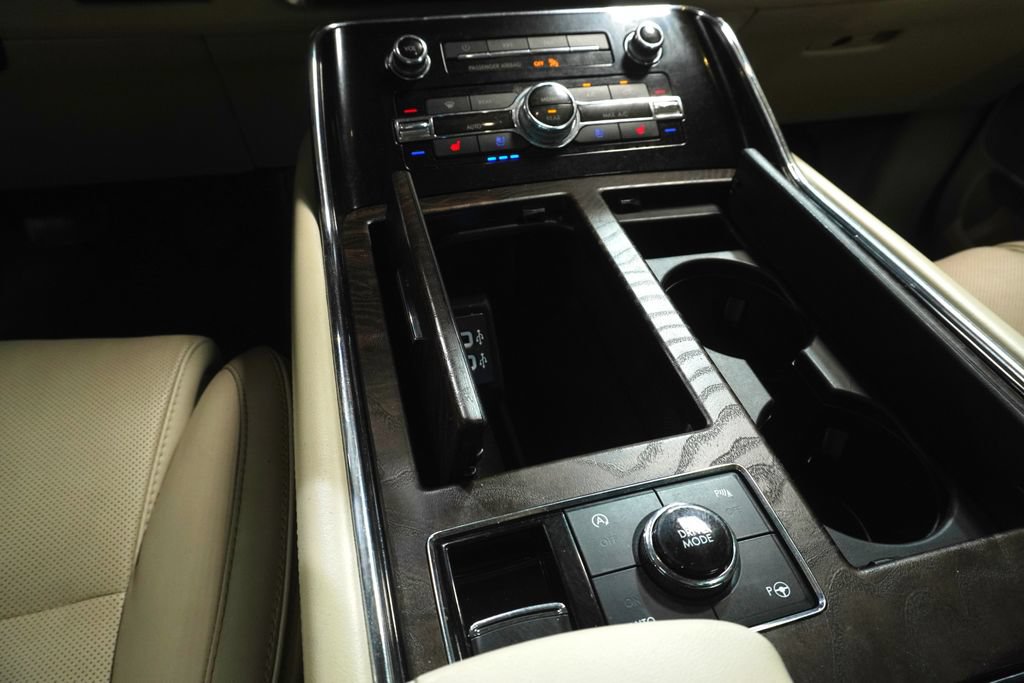Used 2019 Lincoln Navigator L Reserve AWD/4WD image 30