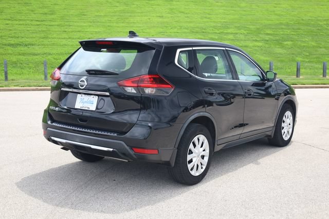 Used 2018 Nissan Rogue S FWD image 5