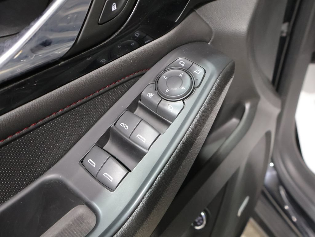 Used 2023 Chevrolet Traverse RS w/ LPO, Floor Liner Package AWD/4WD image 14