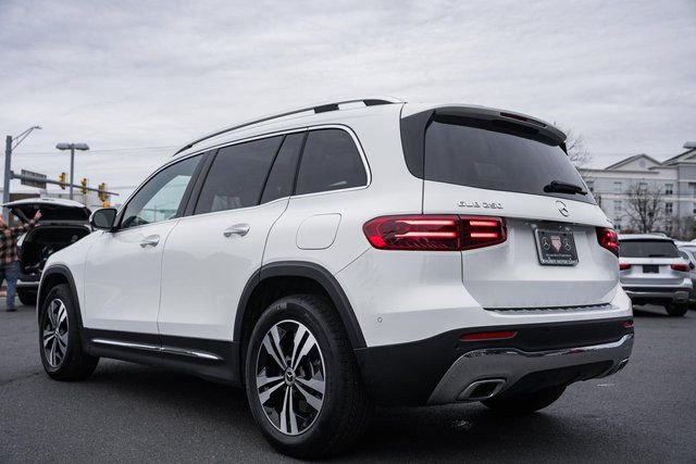 Certified 2025 Mercedes-Benz GLB 250 4MATIC image 5