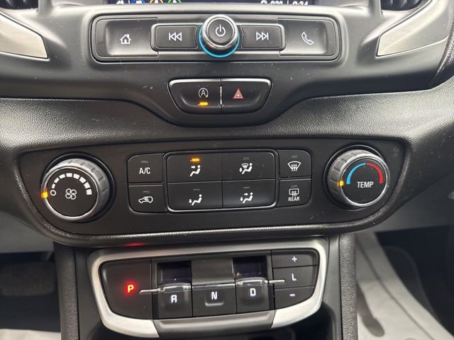 Used 2022 GMC Terrain SLE image 24