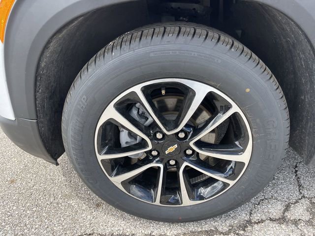 Used 2025 Chevrolet TrailBlazer LT FWD image 10