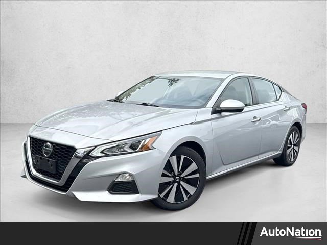 Used 2022 Nissan Altima 2.5 SV