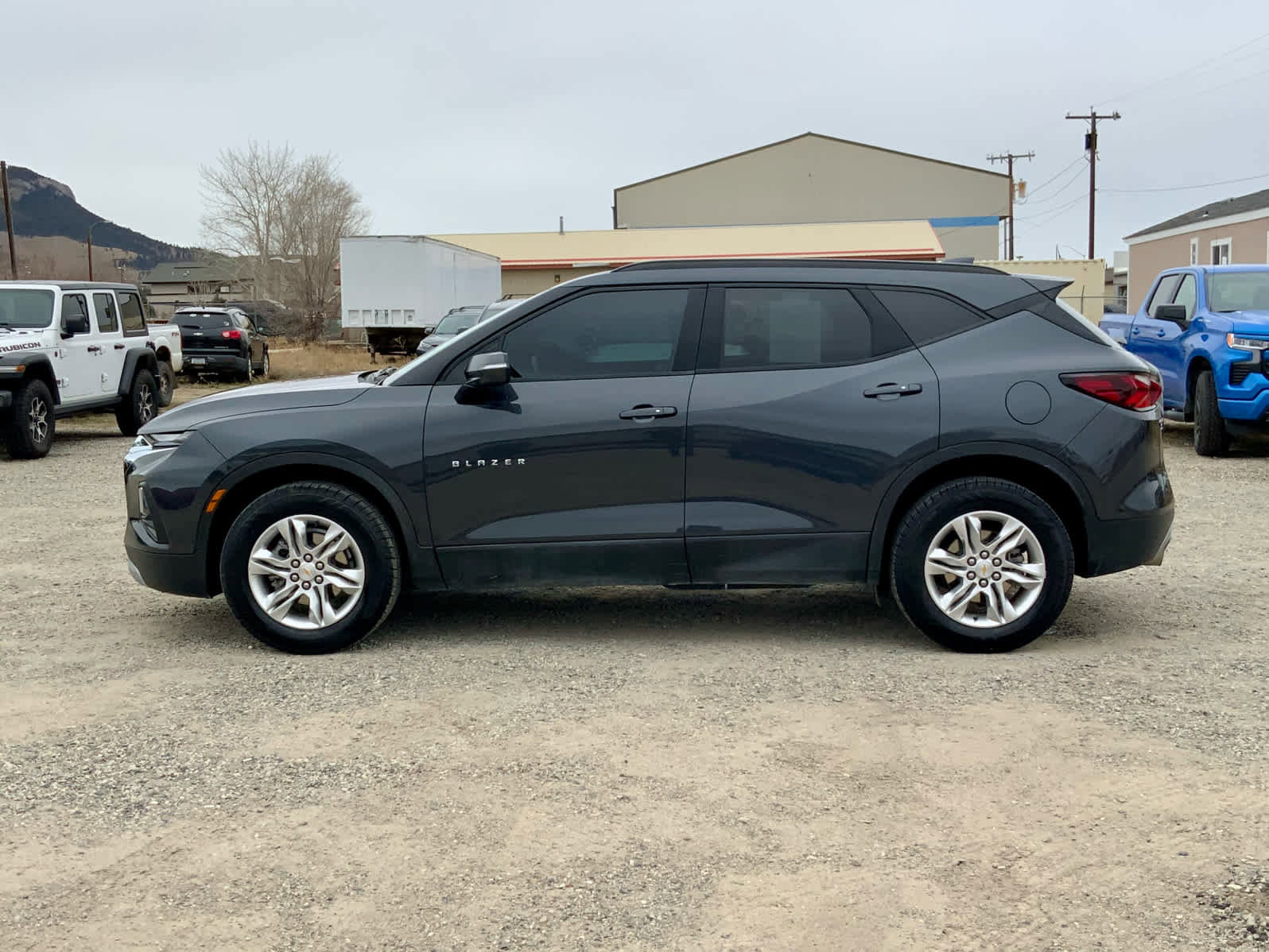 Used 2022 Chevrolet Blazer LT image 2