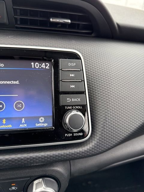 Used 2025 Nissan Kicks Play S image 21