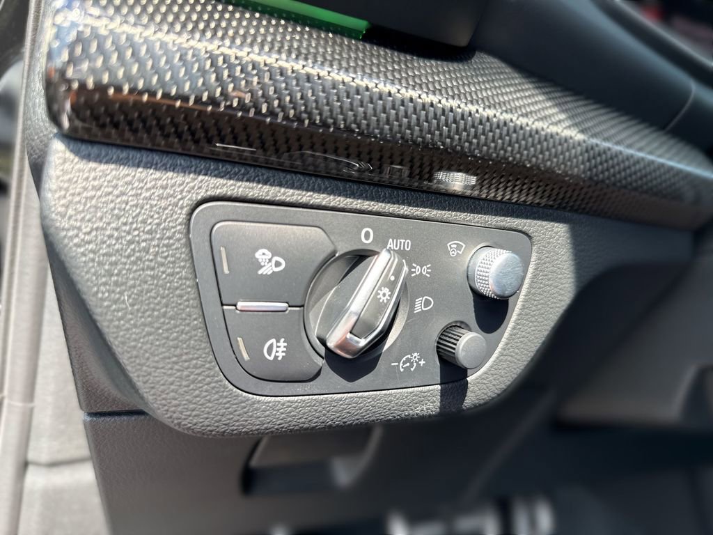 Used 2024 Audi SQ5 Prestige AWD/4WD image 28