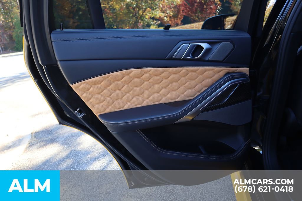Used 2022 BMW X6 M w/ Competition Package image 21