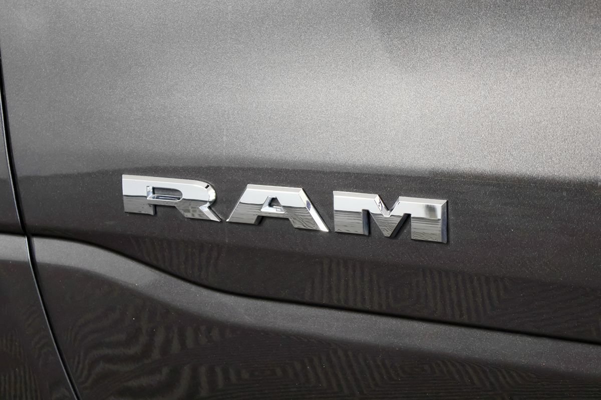 Used 2023 RAM 1500 Big Horn AWD/4WD image 18