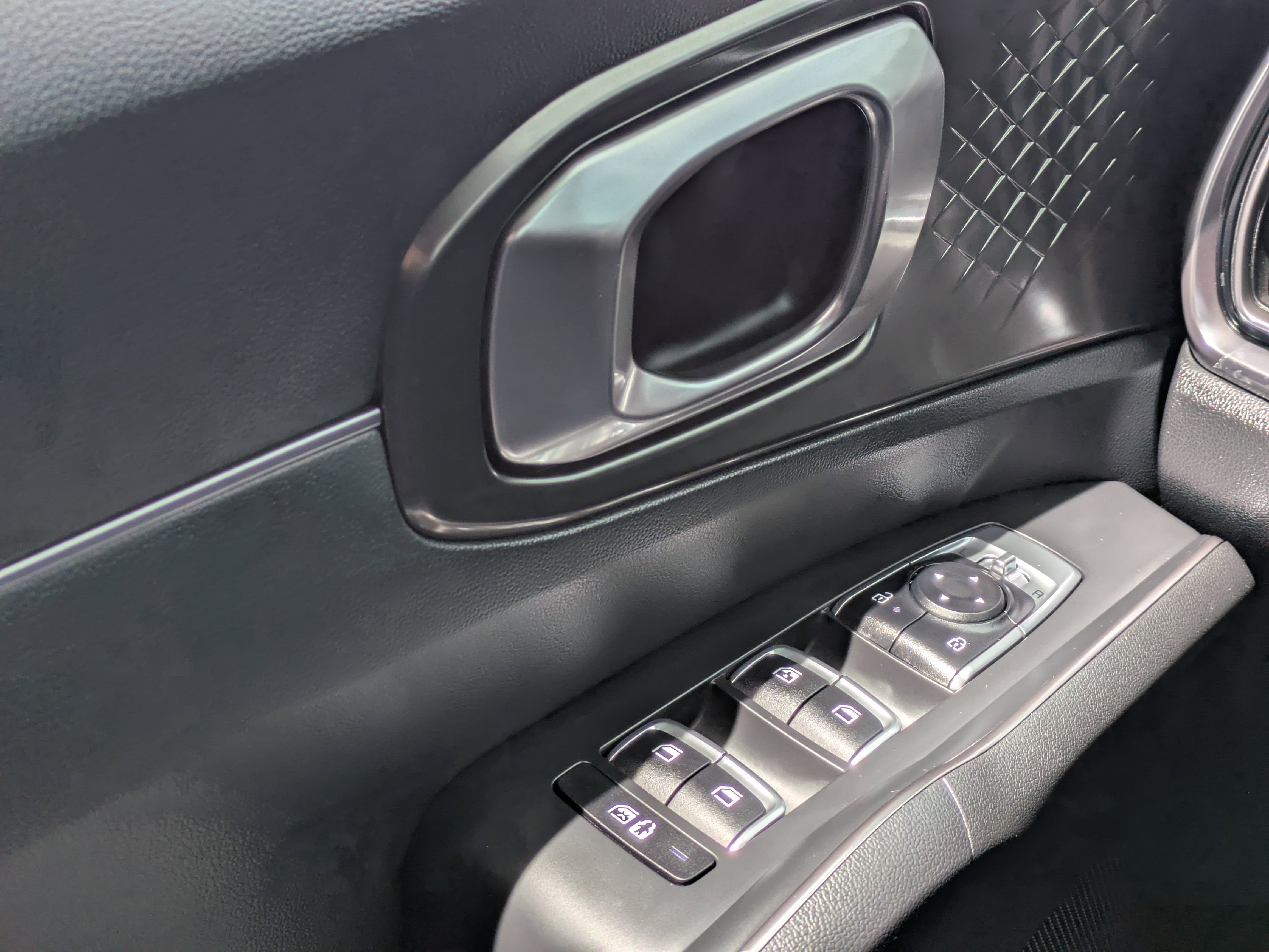 Certified 2025 Kia Sorento EX image 27