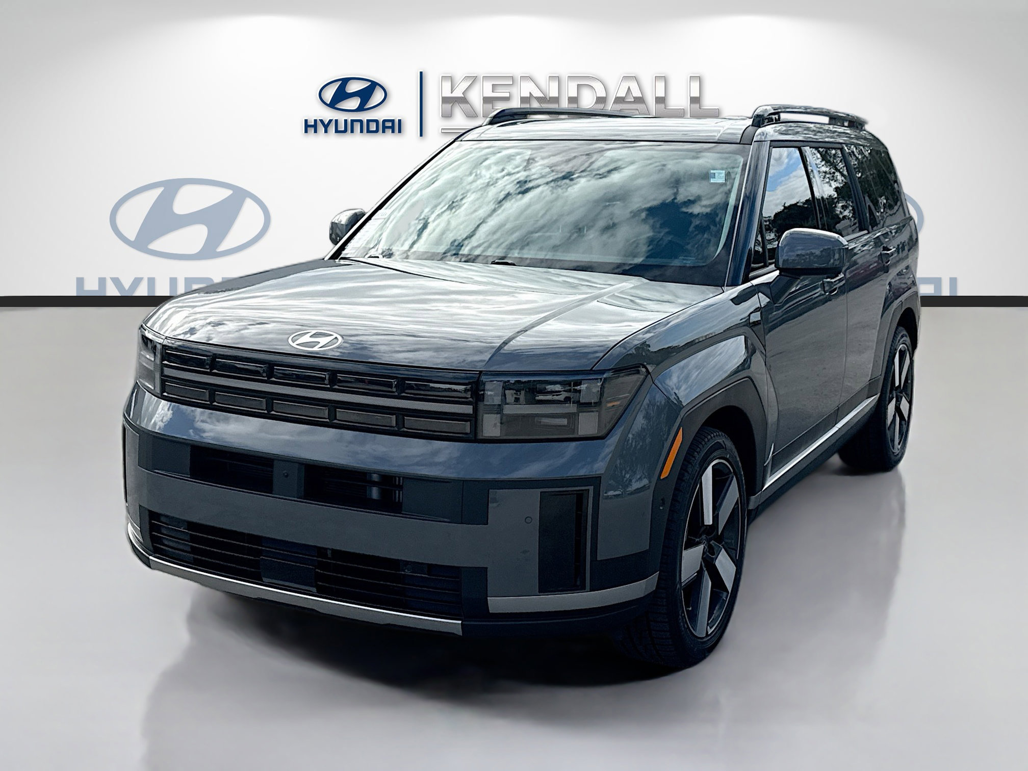 Used 2024 Hyundai Santa Fe Limited image 3