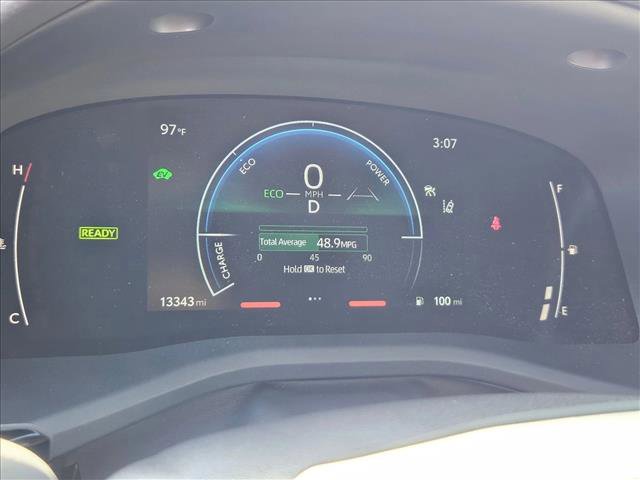 Used 2025 Toyota Camry SE w/ Multimedia Upgrade Package FWD image 7