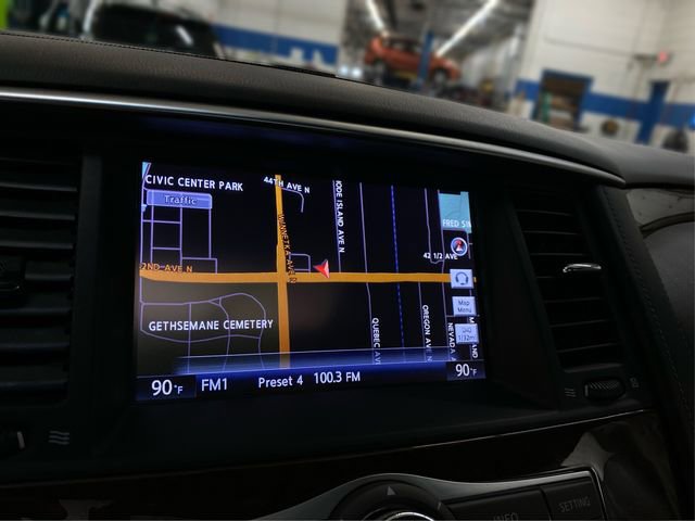 Used 2016 INFINITI QX80 4WD w/ Driver's Assistance Package image 28