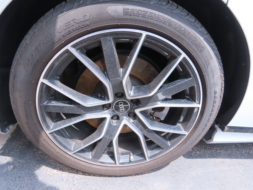 Used 2021 Audi A8 L 3.0T w/ Executive Plus Package AWD/4WD image 17
