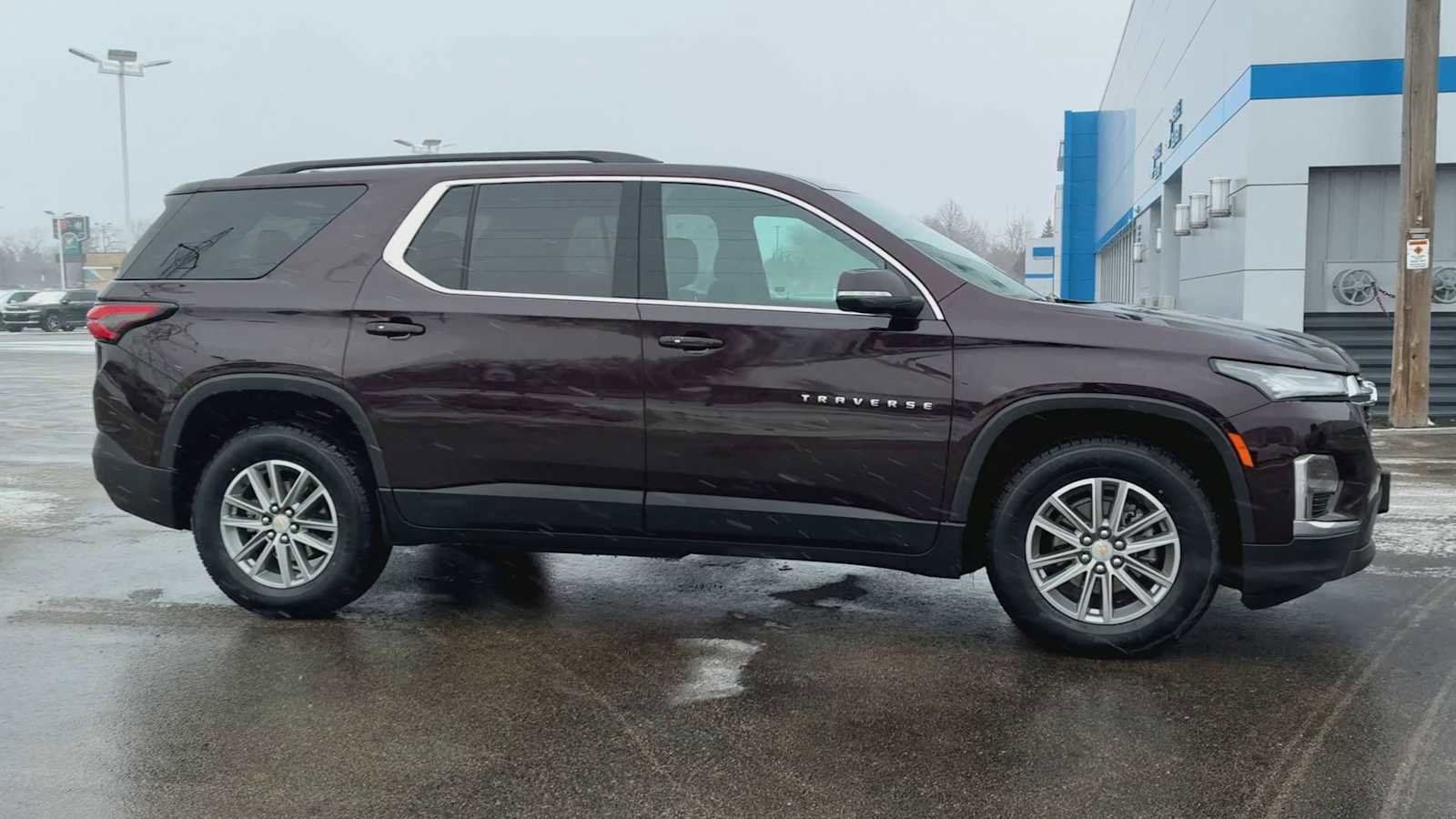 Certified 2023 Chevrolet Traverse LT image 9