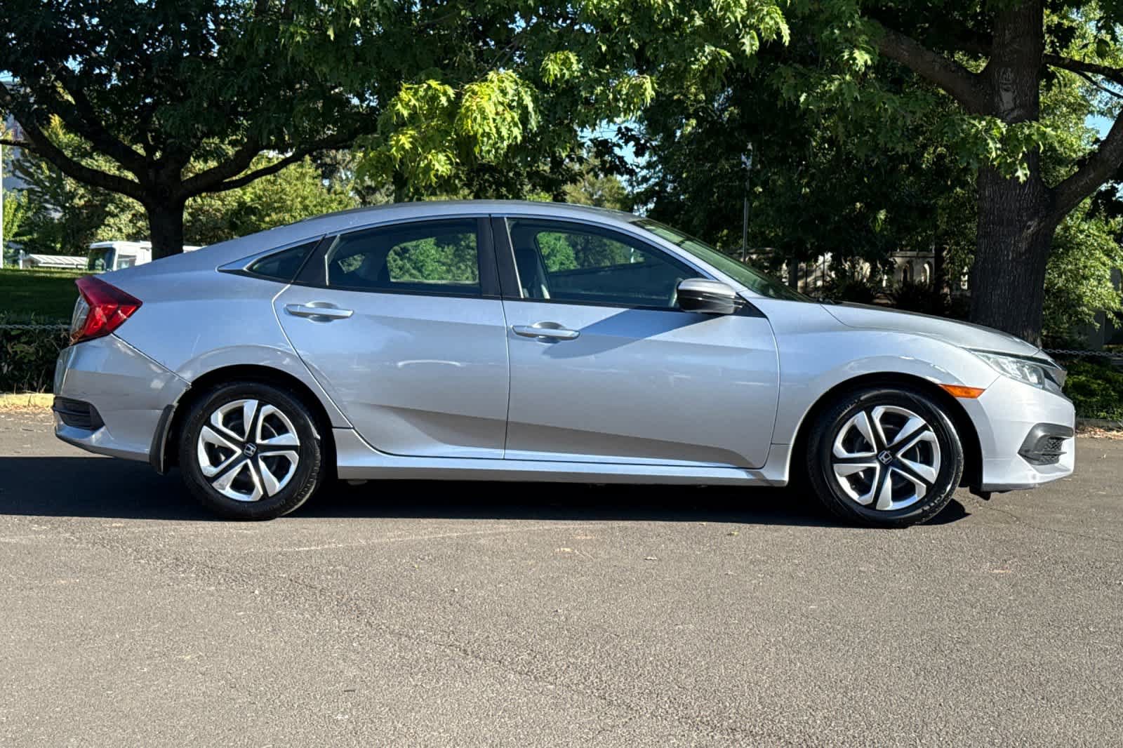 Used 2018 Honda Civic LX image 8