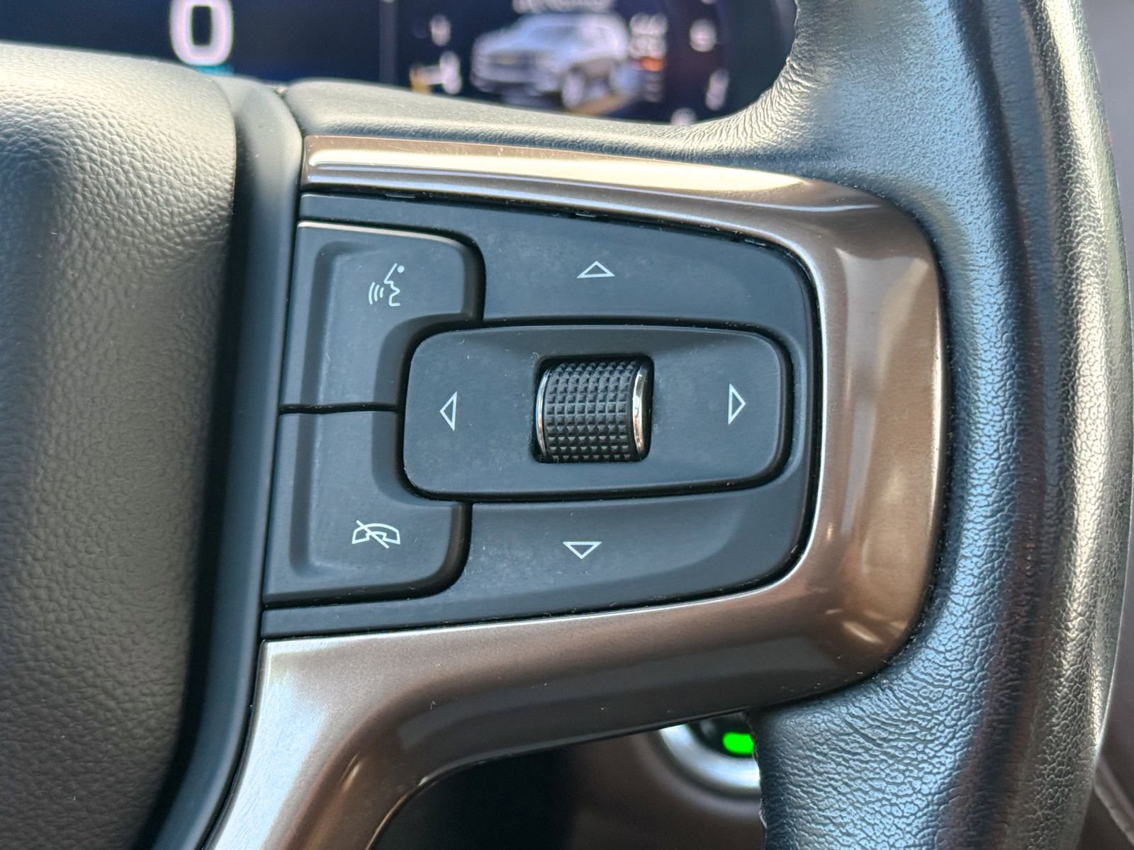 Used 2022 Chevrolet Suburban High Country AWD/4WD image 28