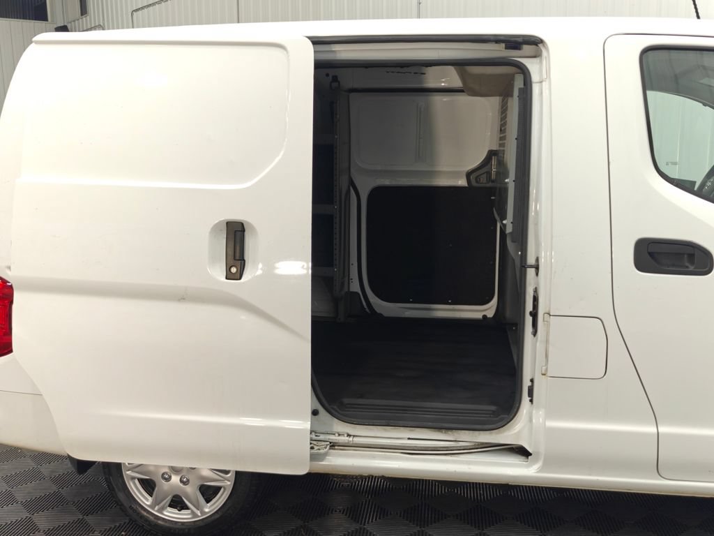 Used 2020 Nissan NV200 SV FWD image 17