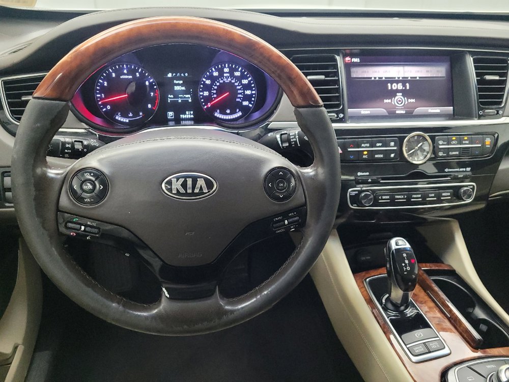 Used 2015 Kia K900 Premium w/ Interior Highline Package image 22
