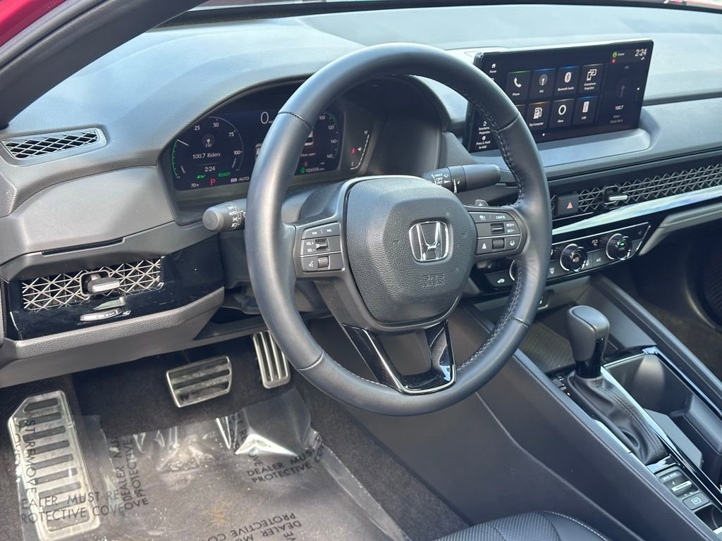 Used 2024 Honda Accord Sport image 12