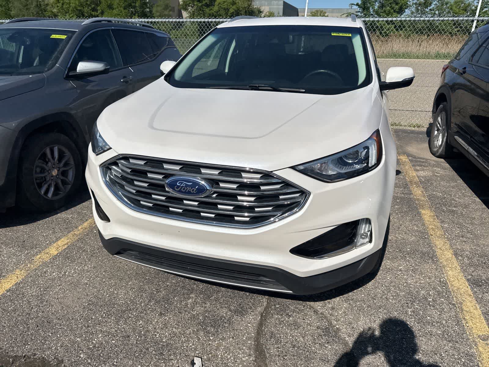 Used 2019 Ford Edge SEL w/ Equipment Group 201A AWD/4WD image 22