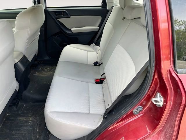 Used 2015 Subaru Forester 2.5i image 12