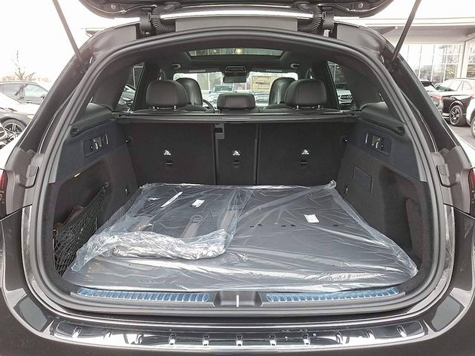Used 2026 Mercedes-Benz GLC 300 4MATIC image 22