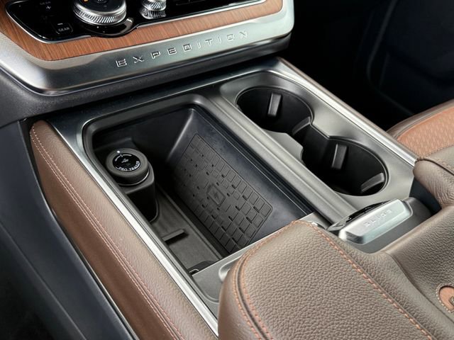 Used 2025 Ford Expedition Max King Ranch AWD/4WD image 20