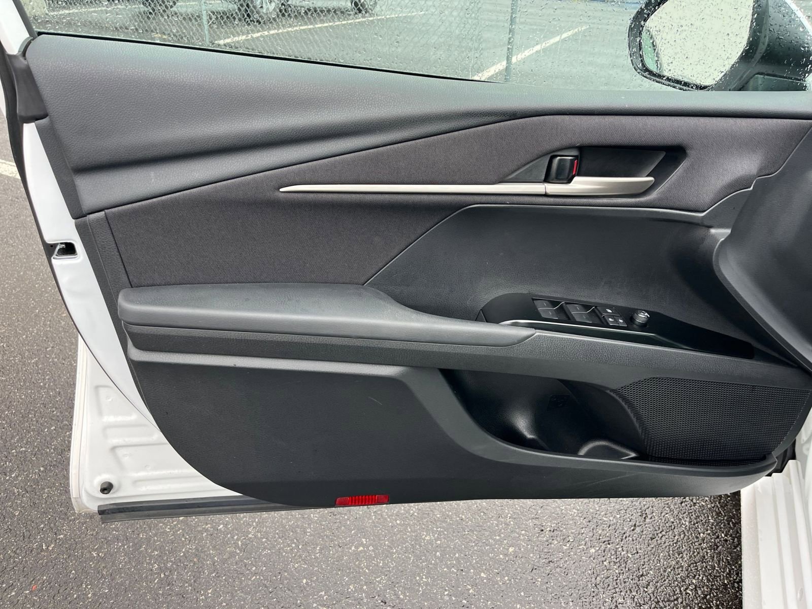 Used 2025 Toyota Camry LE FWD image 18