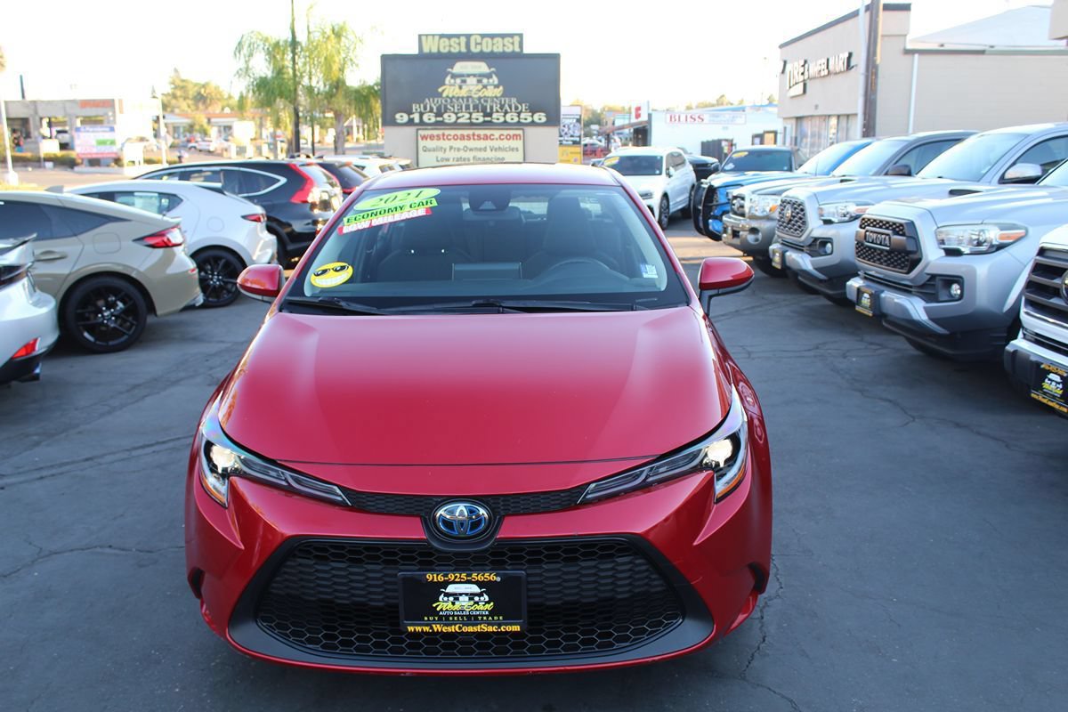 Used 2021 Toyota Corolla LE w/ Carpet Mat Package (TMS) FWD image 3