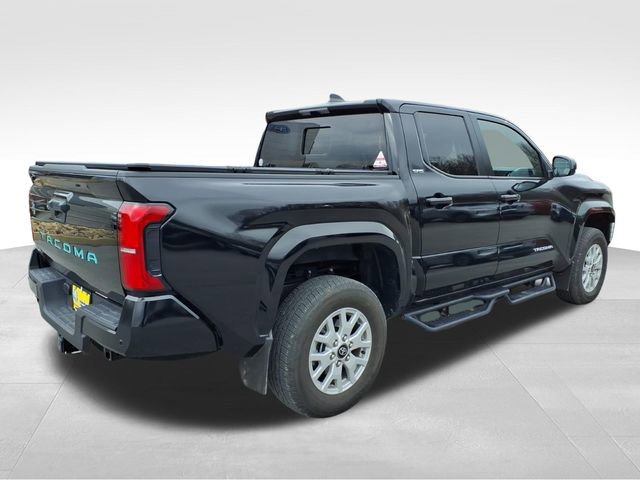 Used 2024 Toyota Tacoma SR5 image 9