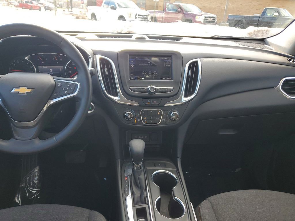 Used 2023 Chevrolet Equinox LT image 13