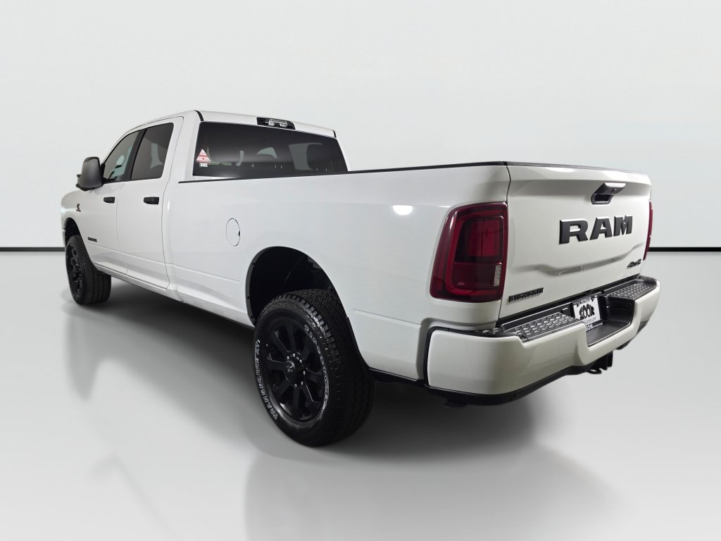 New 2026 RAM 3500 Big Horn AWD/4WD image 6