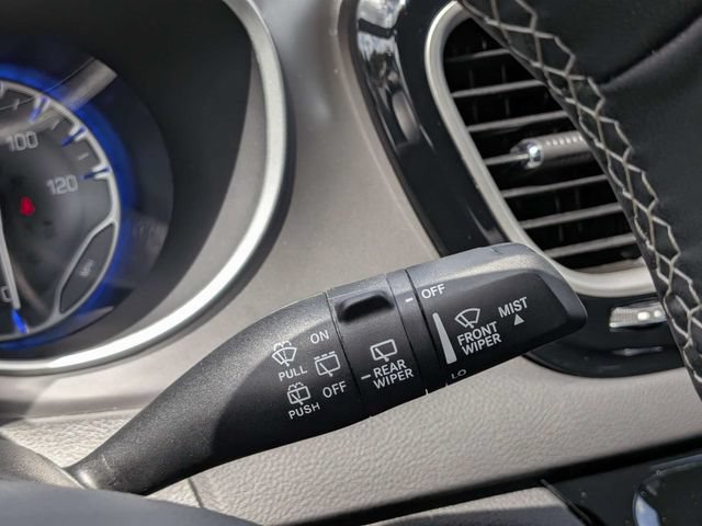 Used 2026 Chrysler Pacifica Select FWD image 29