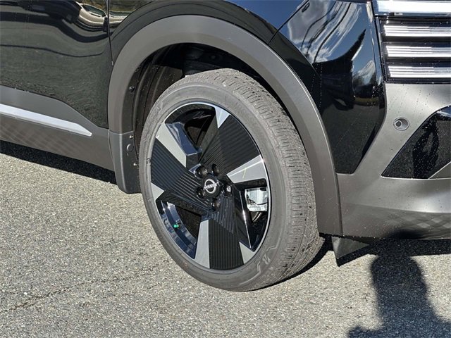 New 2026 Nissan Kicks SR w/ Cold Weather Package image 7