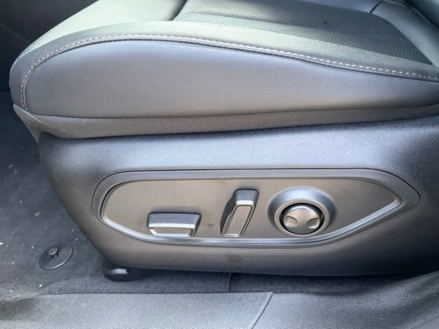 New 2026 Jeep Cherokee Overland w/ Advanced Pro Tech Group AWD/4WD image 15