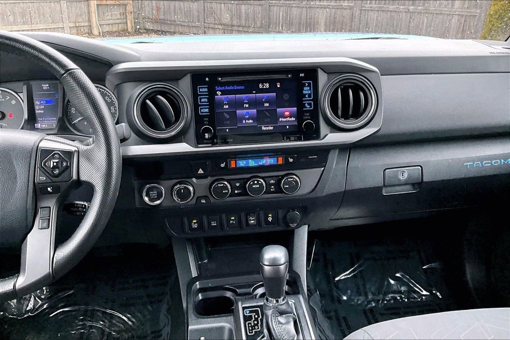 Used 2019 Toyota Tacoma TRD Off-Road image 19