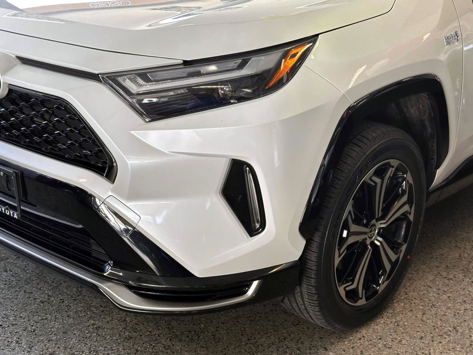 Certified 2024 Toyota RAV4 XSE w/ Weather Package AWD/4WD image 6