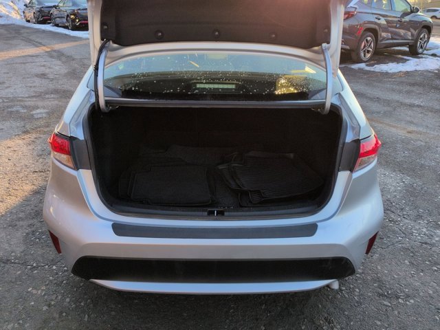 Certified 2022 Toyota Corolla LE image 5