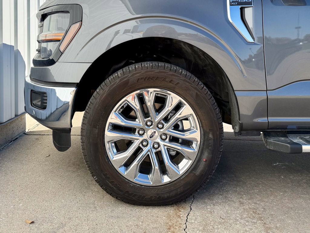 Certified 2025 Ford F150 XLT w/ Equipment Group 303A High image 33