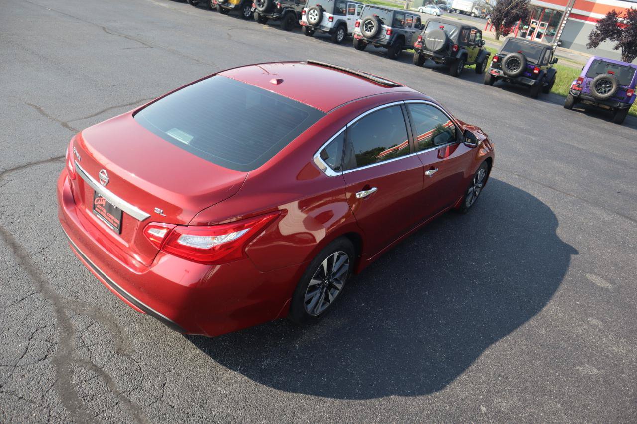 Used 2016 Nissan Altima 2.5 SL w/ Moonroof Package FWD image 22