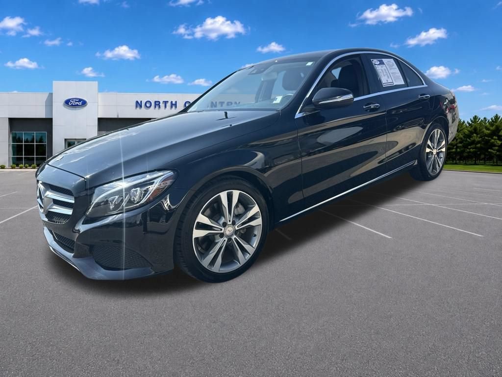 Used 2015 Mercedes-Benz C 300 Sedan image 4