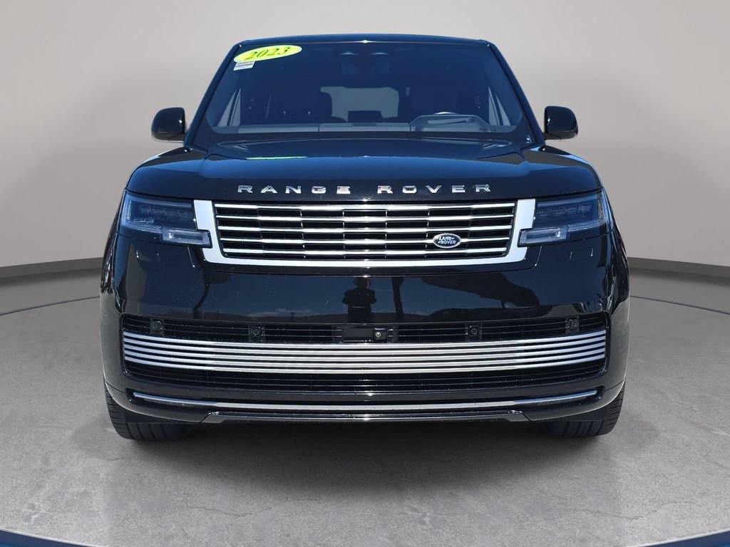 Certified 2023 Land Rover Range Rover SV AWD/4WD image 3