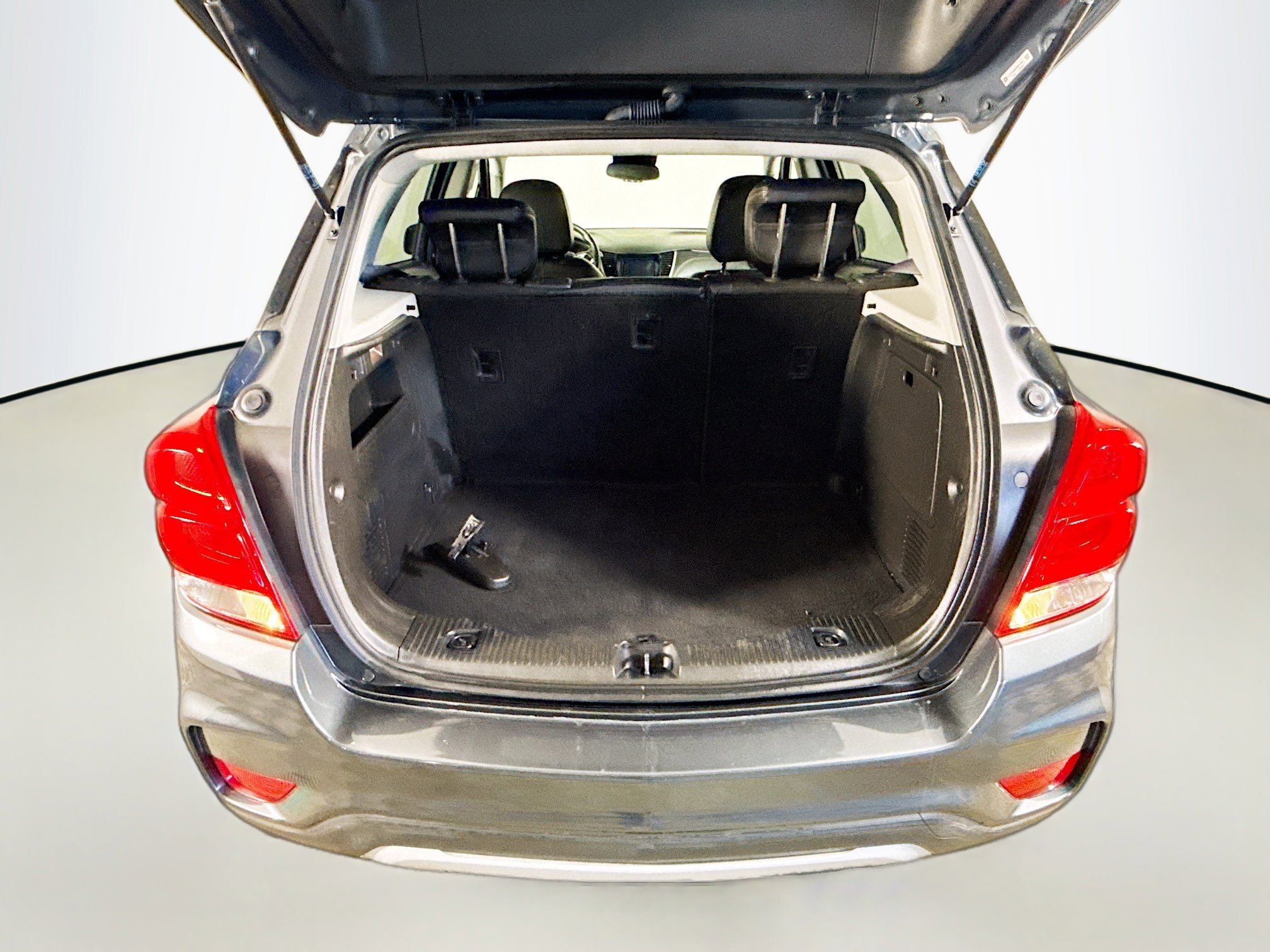 Used 2017 Chevrolet Trax LT w/ LT Convenience Package image 35